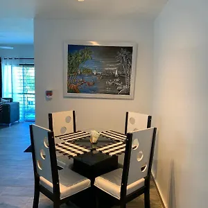 Apartment El Doral